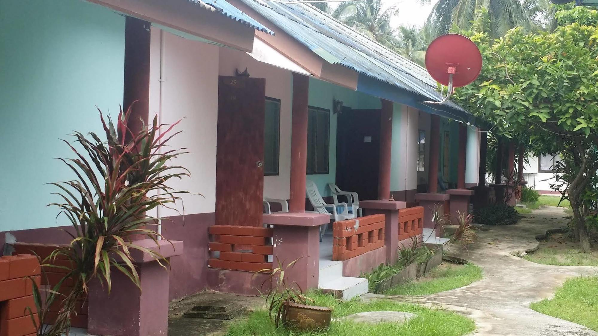 OYO 1033 Saladan​ Beach​ Resort Ko Lanta Exterior foto